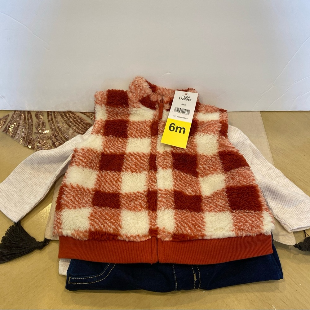 very warm jacket, pants and long sleeve t-shirt ideal for the cold